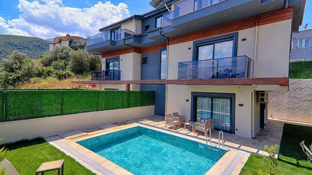 Villa in Karaculha